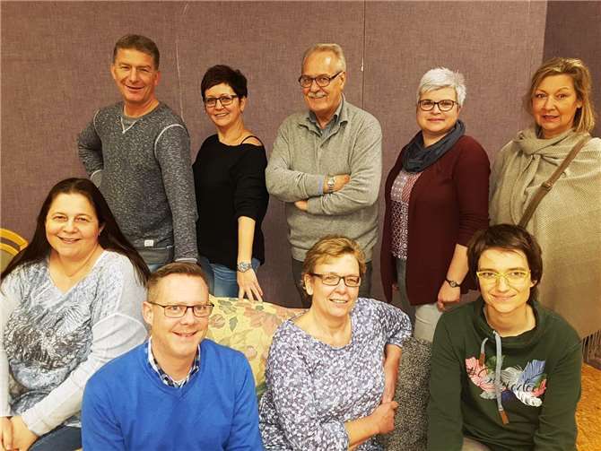 Das Ensemble der Theatergruppe Urbach bereitet sich wieder hoch motiviert auf die neue Spielzeit vor. privat