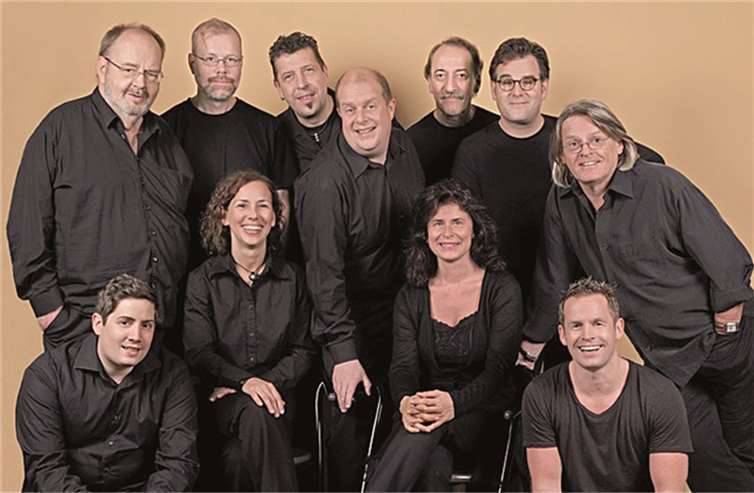 Das Ensemble des „KIKERIKI-THEATER‘S“ gastiert am 21. März in Mendig. privat