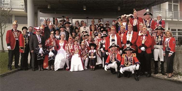 Das Erinnerungsfoto mit allen Majestäten beim Treffen im Hotel "Haus Oberwinter" durfte natürlich nicht fehlen. privat