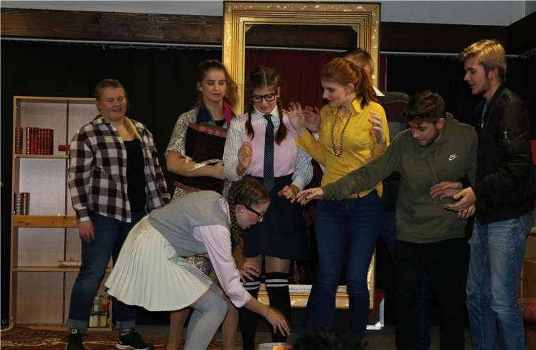 Das Erpresservideo ist vernichtet und die Täter sind überführt.