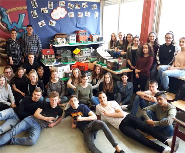 Das Experimentieren bereitete den Schülerinnen und Schülern sehr viel Spaß.  privat