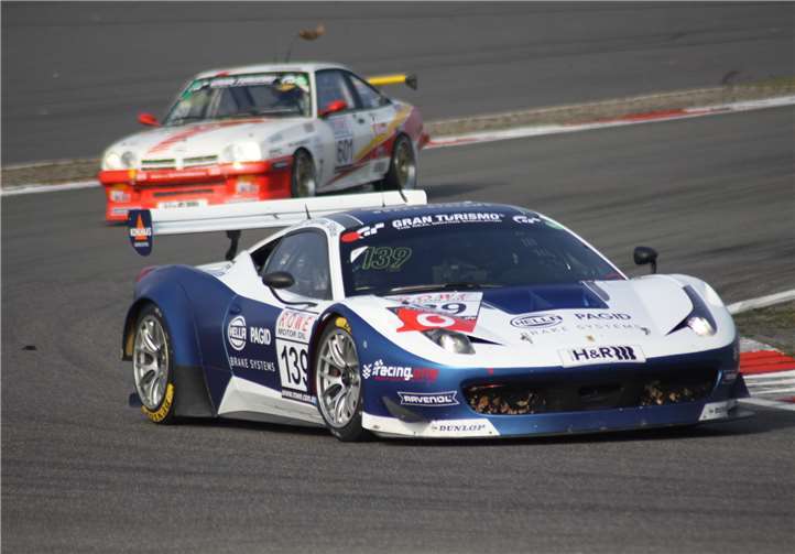 Das Fahrzeug des Teams, eine Ferrari 458 mit über 600 PS.
