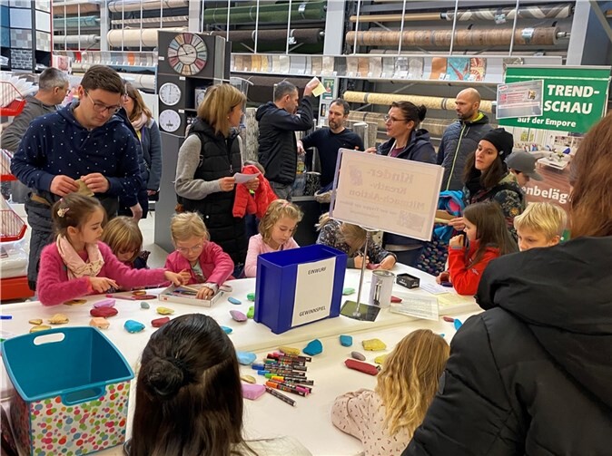 Das Familien-Wochenende im röhrig-Erlebnismarkt findet am Samstag, 11. März von 8 bis 18 Uhr und der „Familien-Sonntag“ mit „Kultur-Festival“ am 12. März von 12 bis 17 Uhr statt. Quelle: röhrig