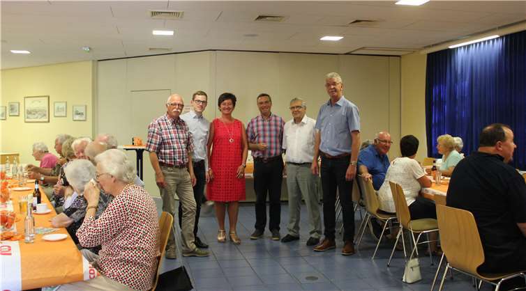 Das Familienfest nutzten die CDU-Mitglieder für eine Auseinandersetzung mit den Themen „Klimaschutz und Artenvielfalt“ sowie gute Gespräche bei leckeren Speisen und Getränken. Foto: privat