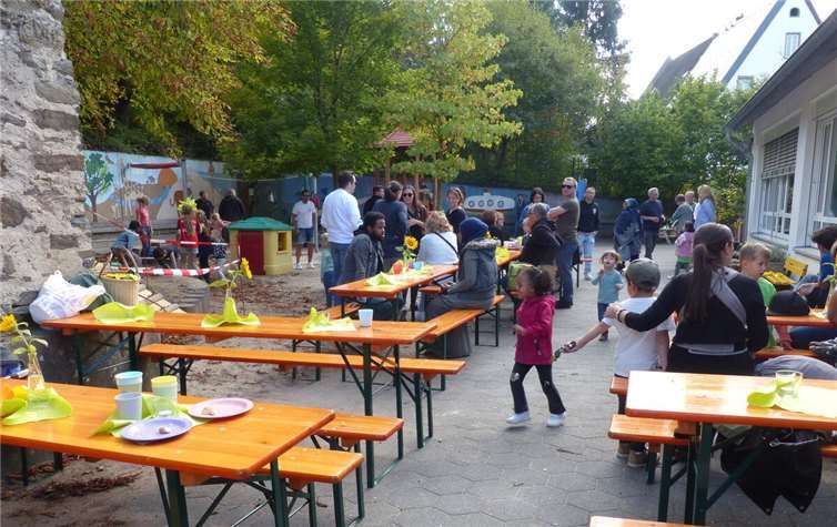 Sommerfest der Integrativen Kindertagesstätte Das Fest war ein voller Erfolg und sorgte für strahlende Gesichter. Zeigte es doch, wie wichtig Gemeinschaft ist. Foto: Martin Schmitz