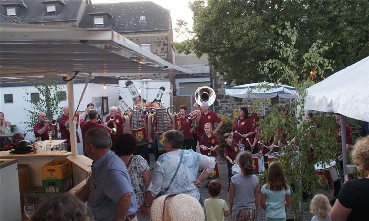 Das Fest wurde musikalisch durch den Fanfarenzug eröffnet. Foto: privat