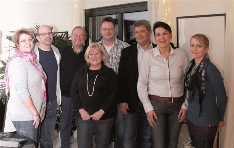 Das Festkomitee Vettelschosser Karneval (v.ln.r.). Elke Limbach, Peter Kretz, Klaus Sprenger, Hiltrud Sprenger, Günter Macht, Josef Limbach, Karin Hessler, Sandra Müller