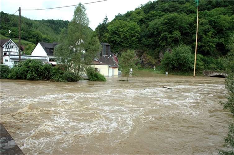 Das Feuerwehrhaus in Brück ist eingeschlossen