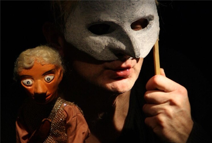 Das FigurenTheaterHaus präsentiert eine faszinierende Geschichte nach Wolfgang Amadeus Mozart.