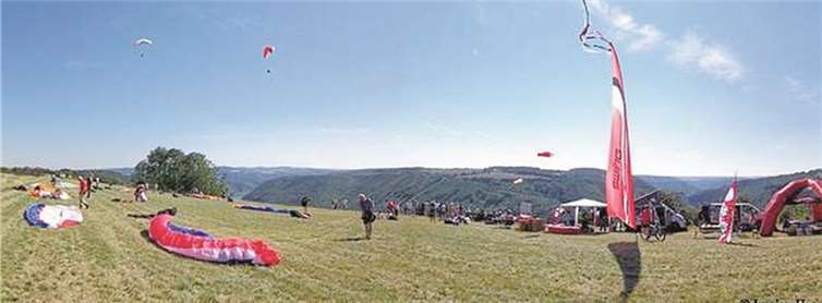 Das Fliegerfest in Burgen und Lasserg am Samstag, 24. und Sonntag, 25. August.Privat