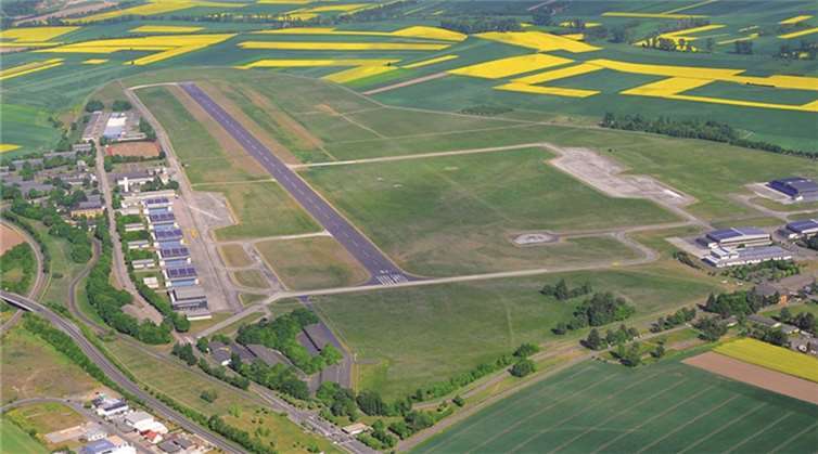 Das Flugplatzareal Mendig soll mit 500.000 Euro aus dem Bund-Länder-Programm „Stadtumbau“ gefördert werden. privat
