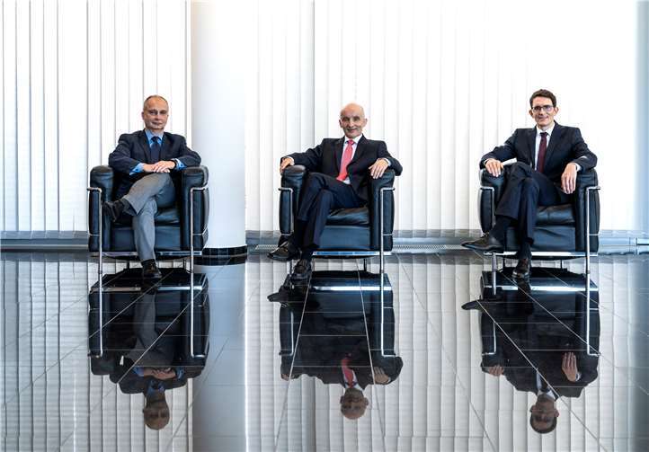 Das Forscher-Team Dr. rer. nat. Sergiy Yulin, Dr. rer. nat. Peter Kürz und Dr. rer. nat. Michael Kösters (v.l.). Copyright: foto ansgar pudenz