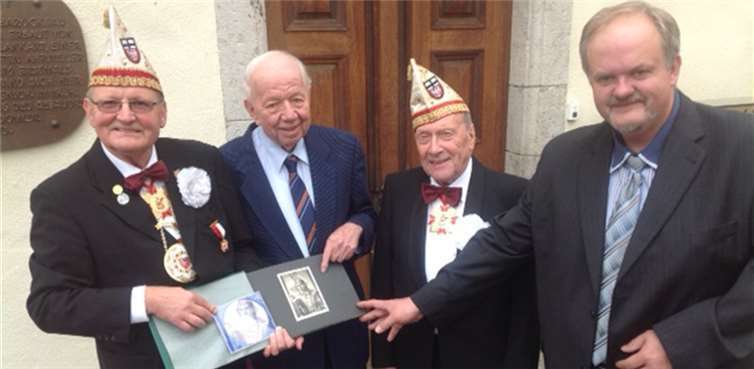 Das Fotoalbum enthält viele Fotos der Session 1953 rund um den damaligen Prinzen Rudolf Fischer.privat