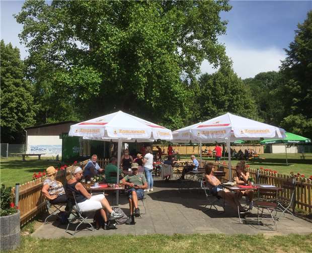 Das Freibad bleibt weiter ein Biergarten. Quelle: Heimat- und Verschönerungsverein Oberbieber