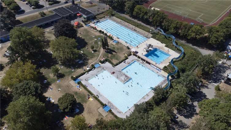Das Freizeitbad in Remagen.  Foto: Wesemann New Media GmbH