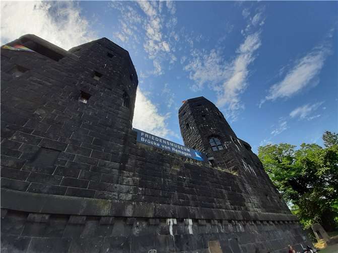 Das Friedensmuseum Brücke von Remagen beteiligt sich mit besonderen Attraktionen am „Tag des offenen Denkmals“. Foto: Volker Thehos