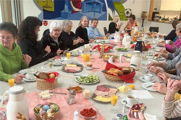 Das Frühstück soll regelmäßig wiederholt werden.