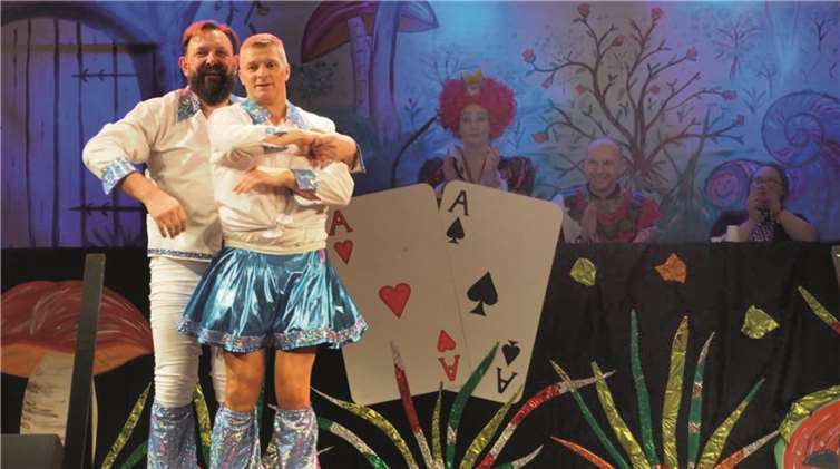 Das Gardetanzpaar der Bergmöhnen Oberlützing, Mario und Gerson riss mit seiner hochkarätigen Choreografie das Publikum von den Stühlen.