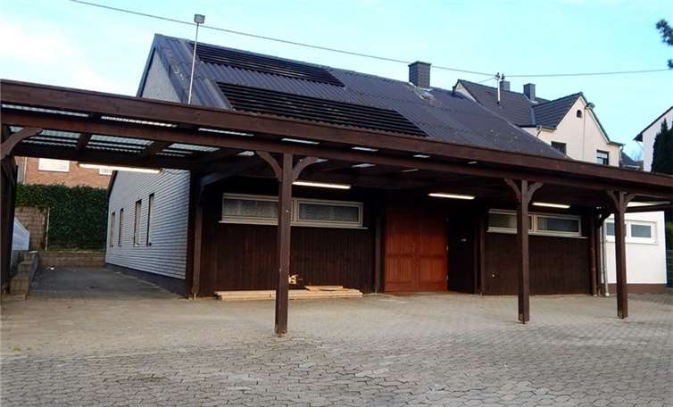 Das Gebäude in der Eisenbahnstraße soll maximal 40 Personen Obdach bieten.