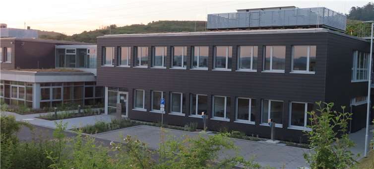 Das Gebäude wird unter dem Motto „Architektur gestaltet Zukunft“ vorgestellt.Quelle: Ortsgemeinde Ochtendung