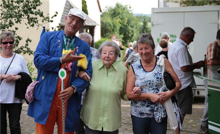 Das Geburtstagskind Maja Klopp (Mitte).