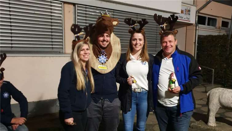 Das Gewinnerteam mit Manöverkönig Christian.