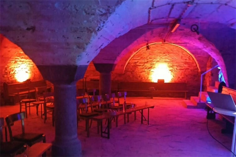 Spannende Lesung in der Krypta der St. Georgskirche Niederwerth 2026