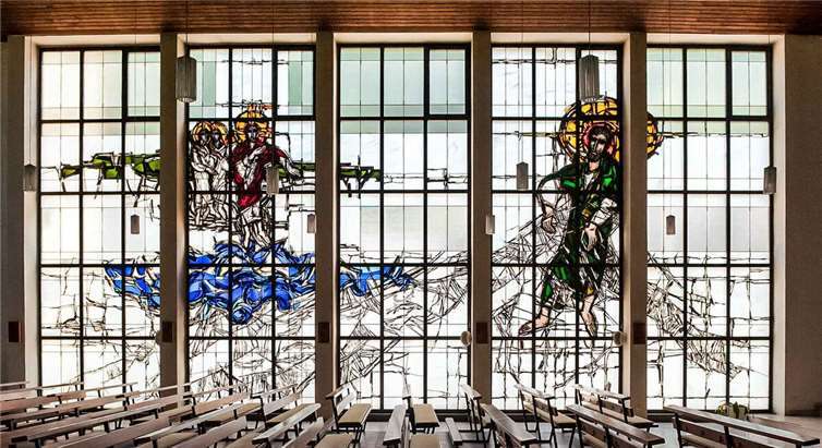 Das Glasfenster „Der reiche Fischfang“ von Jakob Schwarzkopf vor der Flutkatastrophe. Foto: Anton Simons/AW-Wiki