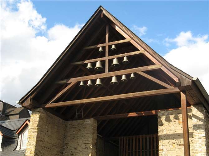 Das Glockenspiel wurde mit einem neuen Standfuß und einem Schutzanstrich versehen.  Foto: privat