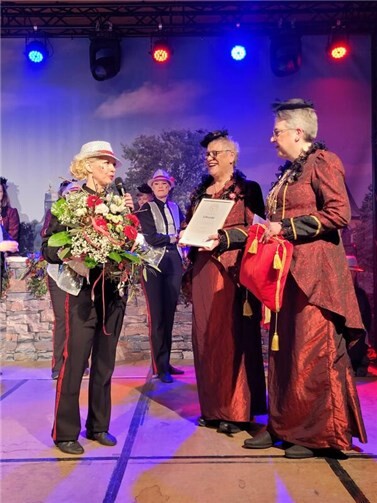 Das “Goldene Herz“ - eine besondere Vereinsauszeichnung der Herzblättchen - erhielt in diesem Jahr Tanja Braun.  Foto: privat