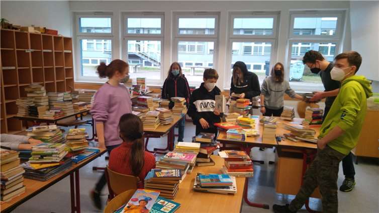 Das Gymnasium im Kannenbäckerland hat einen neuen Wohlfühlraum für Leseratten. Fotos: privat