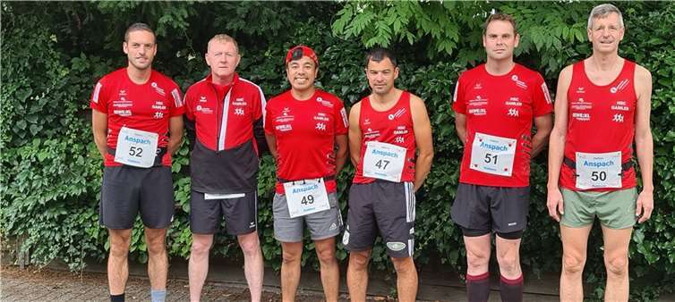 Das HSC-Erfolgsteam vor dem Start zum Berglauf in Brodenbach. Quellen: HSC 1990 Gamlen
