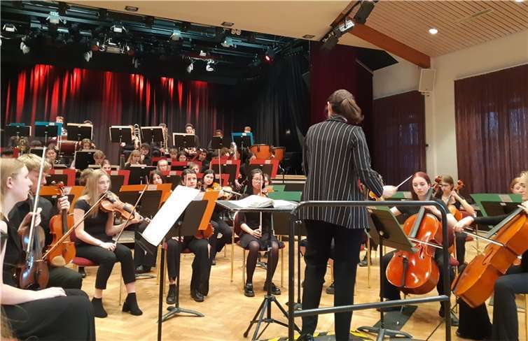 Das Hallé Youth Orchestra begeisterte in der Mendiger Laacher See Halle.  Foto: Stadt Mendig/R. Ammel