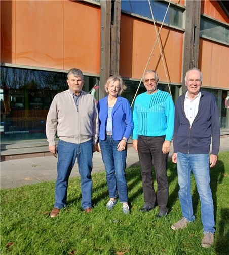 Das Hallenbad liegt ihnen am Herzen: Dem Vorstand des Fördervereins Hallenfreizeitbad Meckenheim gehören an (von links) Bernhard Höcherl, Ariane Stech, Vorsitzender Reinhold Poloczek und Karl-Heinz eidel. Foto: privat