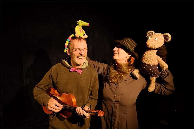 Das Happy End Figurentheater ist im Haus der Familie zu Gast.Foto: privat