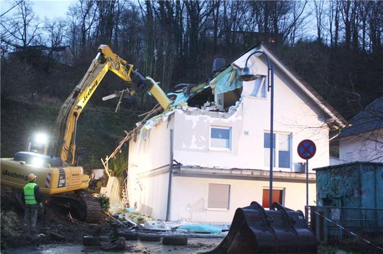 Das Haus in „Top-Lage“ war nicht mehr zu retten. DL