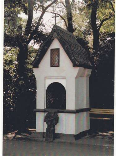 Das Heiligenhäuschen wurde 2017 renoviert. Fotos: privat