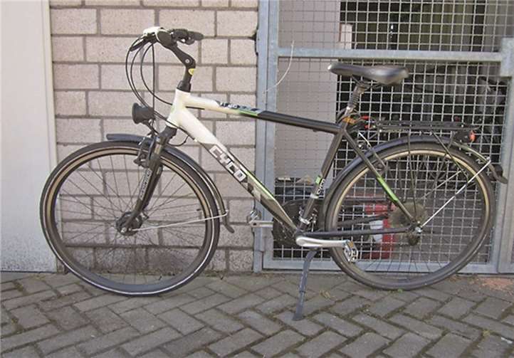 Das Herrenrad „Cyco German“, schwarz-weiß.PI Bad Neuenahr-Ahrweiler