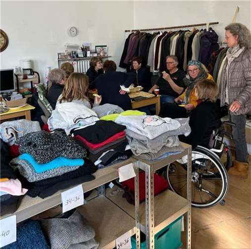 Das Hilfsgüterlager im ehemaligen Altenheim in Heimersheim.  Fotos: privat