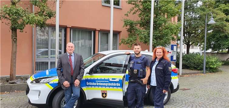 Das Hybrid-Fahrzeug wird mit Strom betrieben, den die Verbandsgemeinde aus 100 Prozent Ökostrom bezieht.  Foto: VG Vallendar