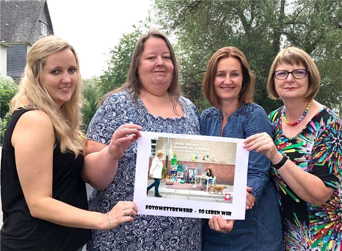 Das JMD-Team freut sich auf zahlreiche Einsendungen:(v.l.) Franziska Marin, Ruth Fischer, Ania Sikkes undSonja Lauterbach.