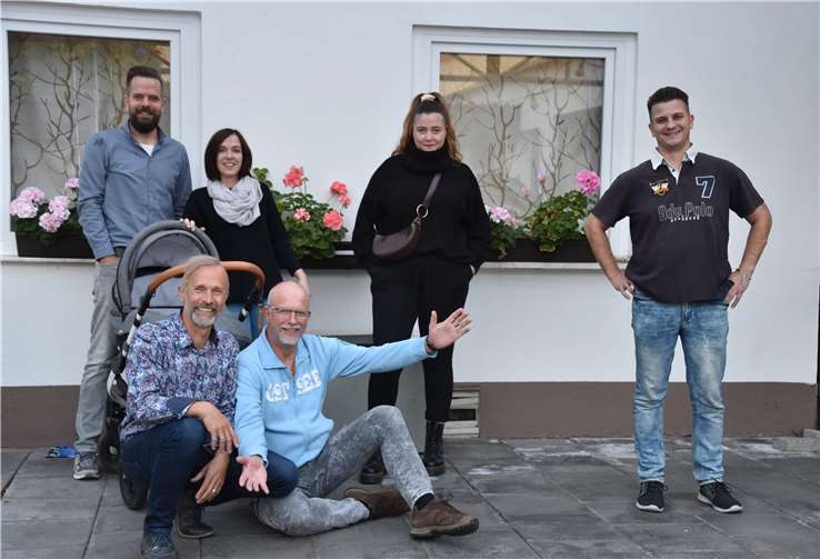 Das Jahr 2020 bringt für uns alle besondere Herausforderungen. So auch für das Theaterensemble Remagen und seine Darsteller und Darstellerinnen auf der Bühne.Foto: privat