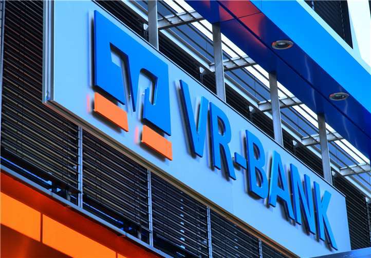 Das Jahr 2020 sollte von vornherein ein außergewöhnliches Jahr werden. Zu der geplanten Fusion der VR Bank Neuwied-Linz eG mit der VR Bank Rhein-Mosel eG kam die alles dominierende Corona-Pandemie hinzu.