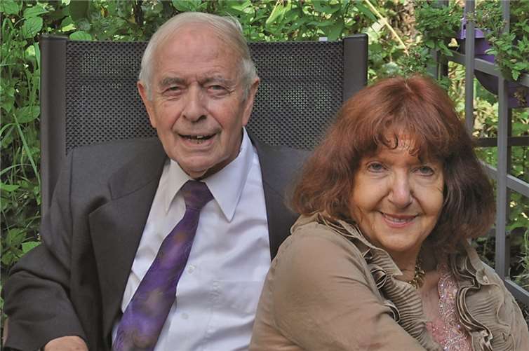 Das Jubelpaar Ingrid und Heinz Lindlahr blicken auf stolze sechs Jahrzehnte gemeinsames Leben zurück. privat