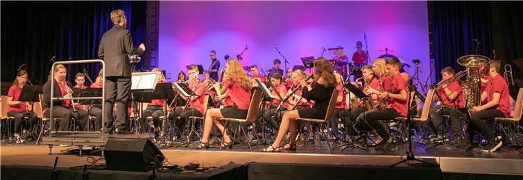 Das Jugendblasorchester der Tomburg Winds ist bereit, in die großen Fußstapfen zu treten.