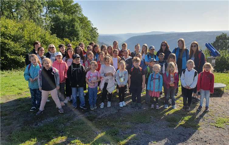 Das Kindercorps der KG Närrische Buben Sinzig blickt auf einen erfolgreichen Ausflug zurück. Foto: privat