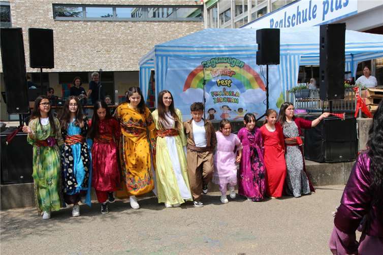 Das Kinderfest begeisterte Groß und Klein mit einem kunterbunten Programm.Foto: Franziska Jostmeier