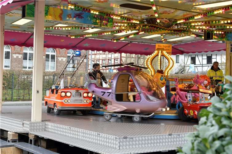 Das Kinderkarussell erfreutesich bei den kleineren Besuchern großer Beliebtheit