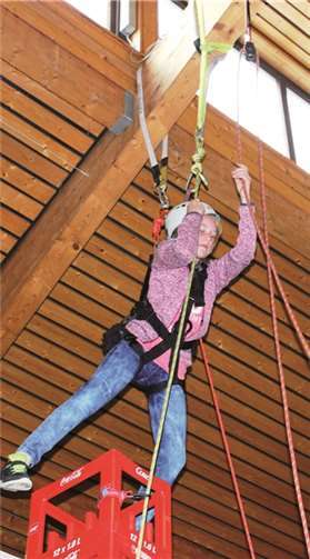 Das Kistenklettern am Hochseil gefragt war sehr gefragt.