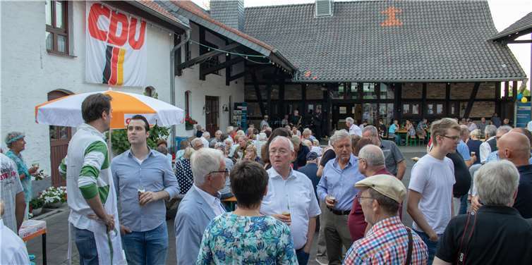 Das Köllenhoffest der CDU Wachtberg war sehr gut besucht. Foto: M. Scholz